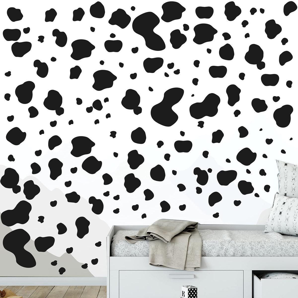 Chinco 184 pcs cow print stickers pack ready for quick wall décor in nursery