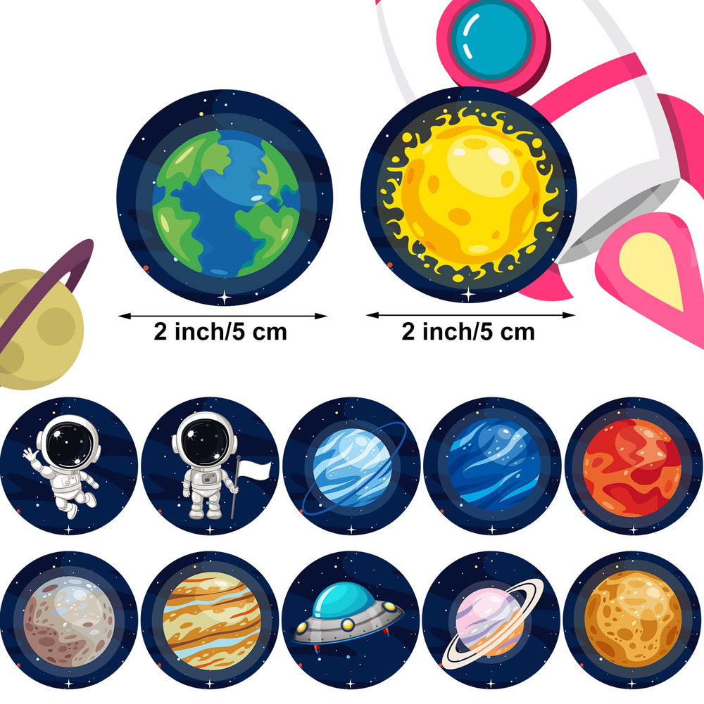 Chinco space-patterns training targets engage toddlers with colorful shapes.