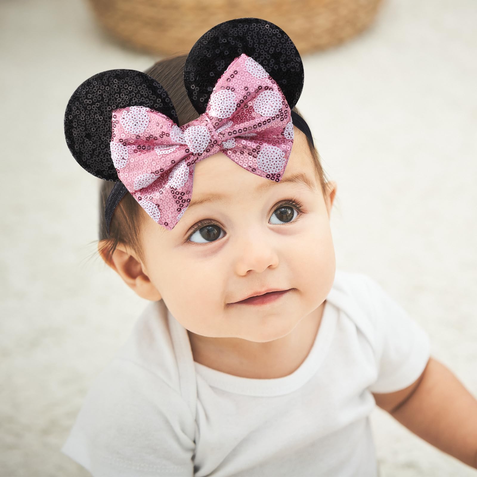 Choicbaby headbands are ideal for quick styling and photoshoots.