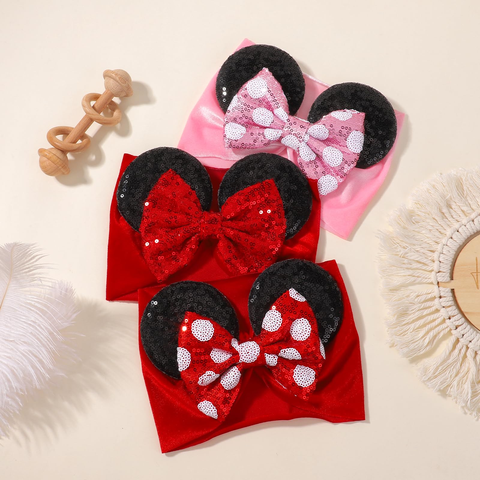 Choicbaby handmade bows maintain shape with a gentle fit.
