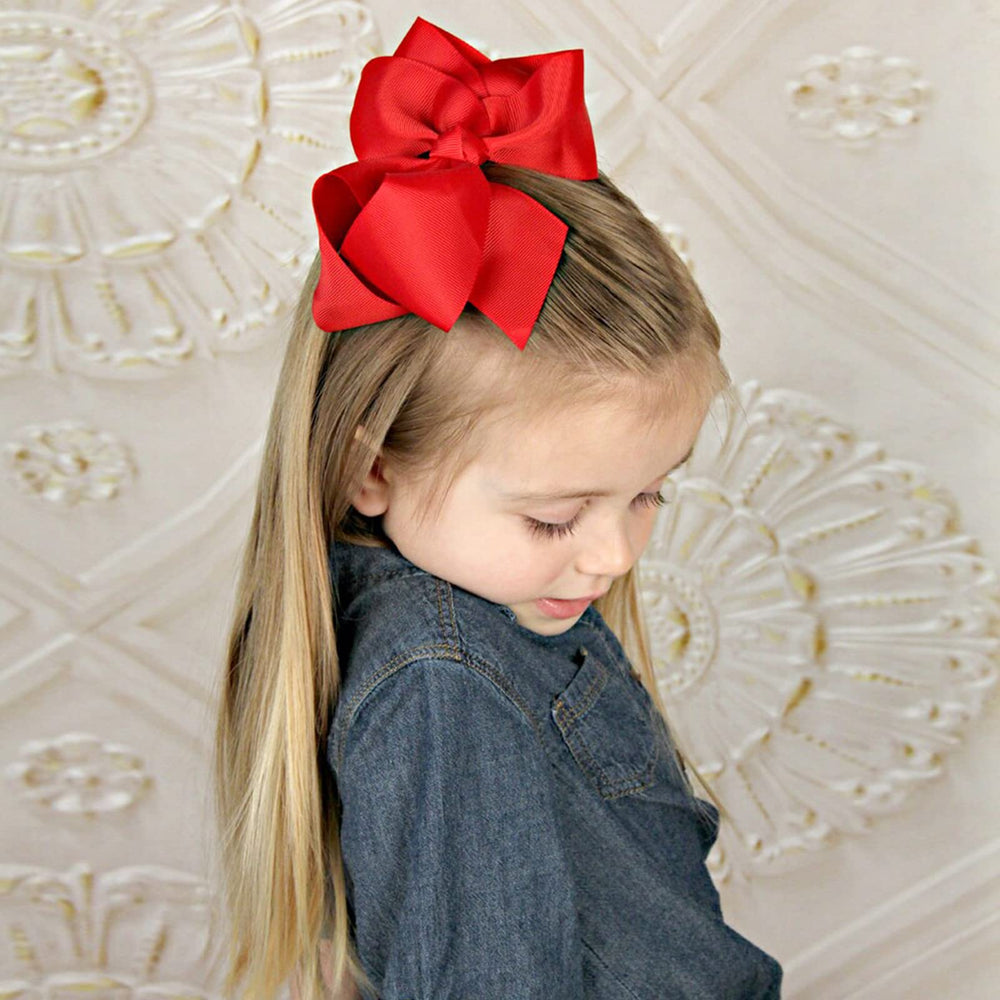 Choicbaby large bows enable quick ponytails and chic half-up styles.
