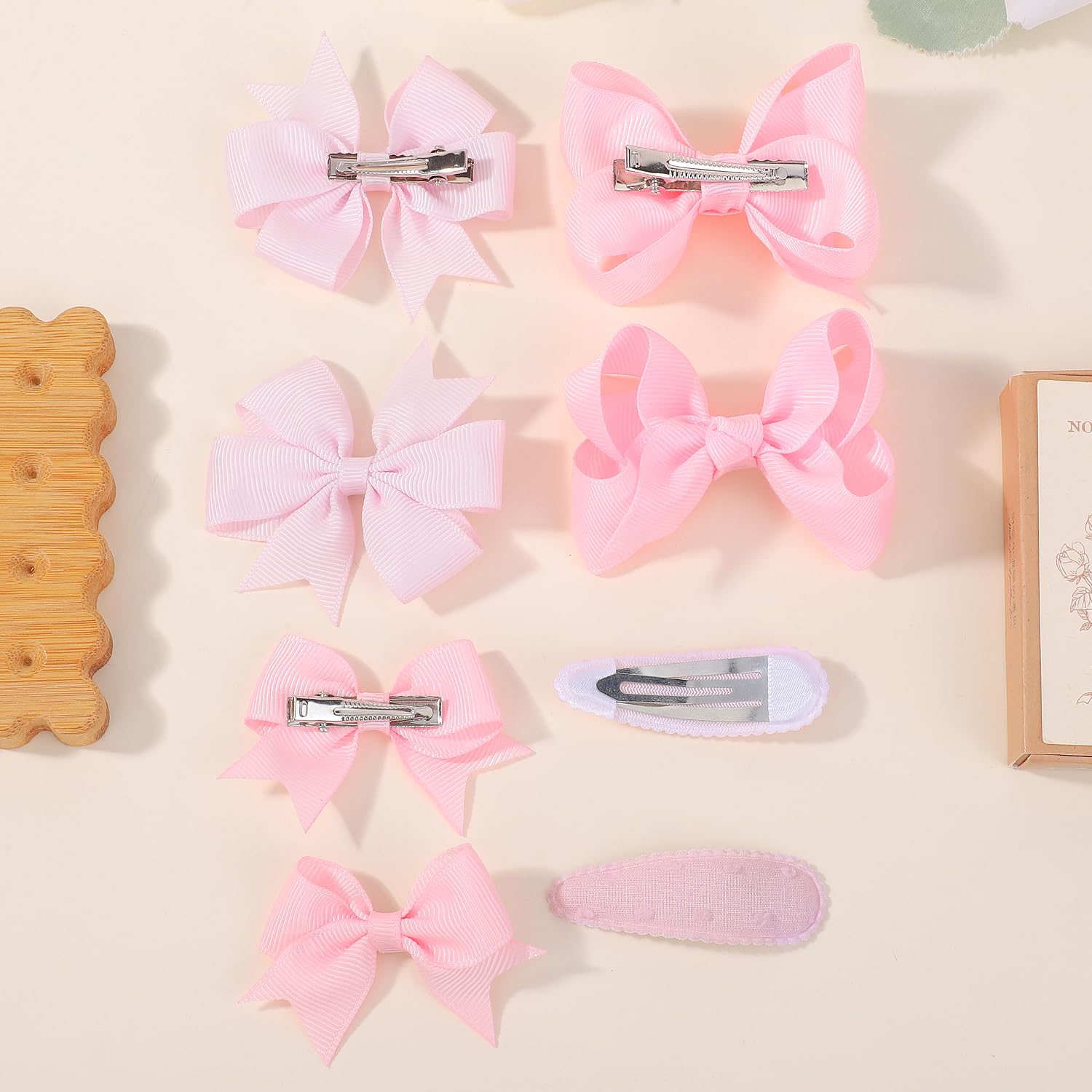Choicbaby pink bow designs support versatile ponytails or buns.