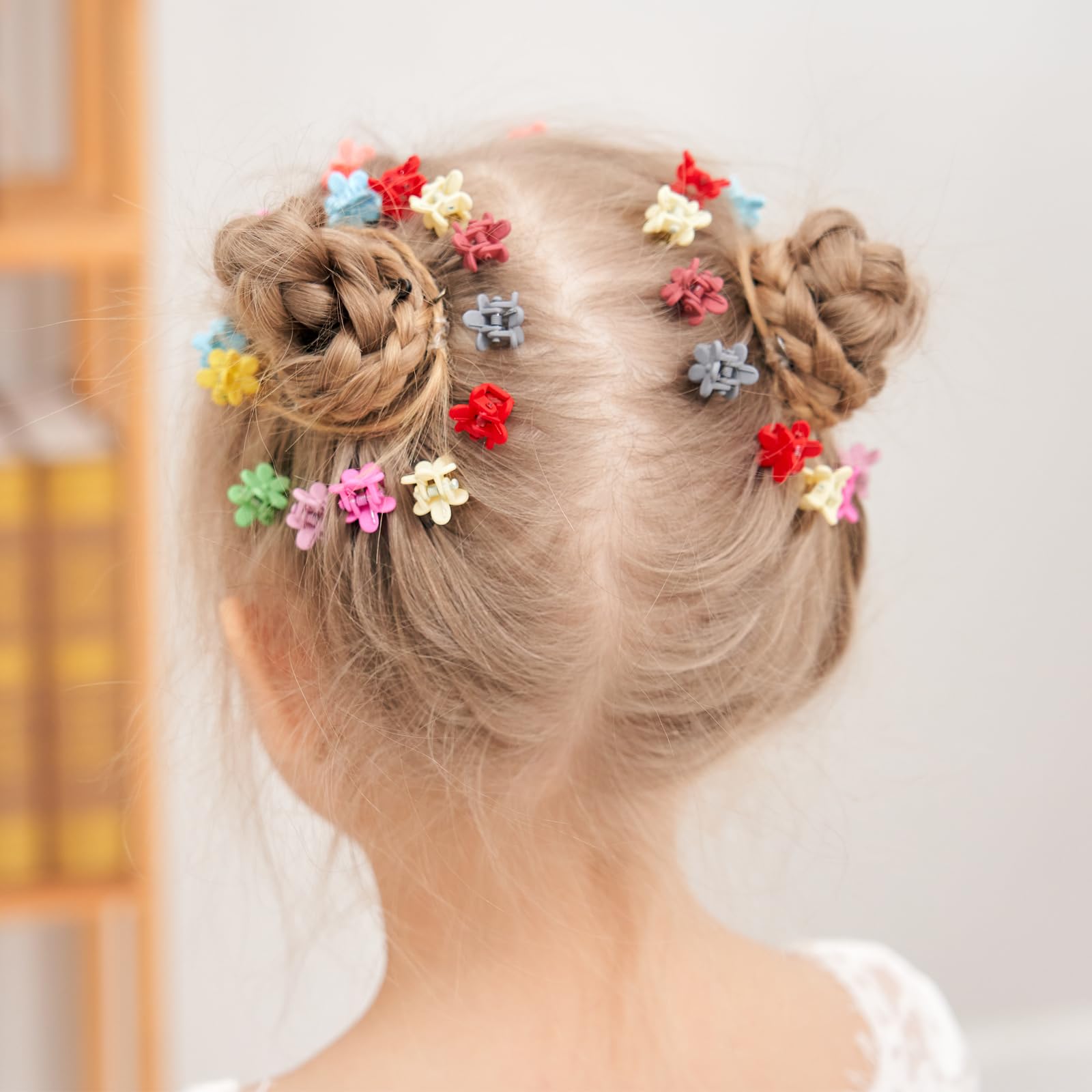 Choicbaby resin clips demonstrate durability with rust resistance for lasting wear.