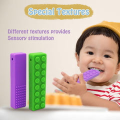 Choneer chew necklace polka-dot texture detail supports tactile input during chewing