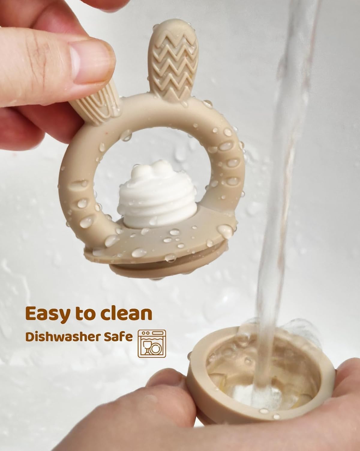 ChooKaChoo complete feeder set includes 2 feeders, 4 pouches, and a frozen tray.