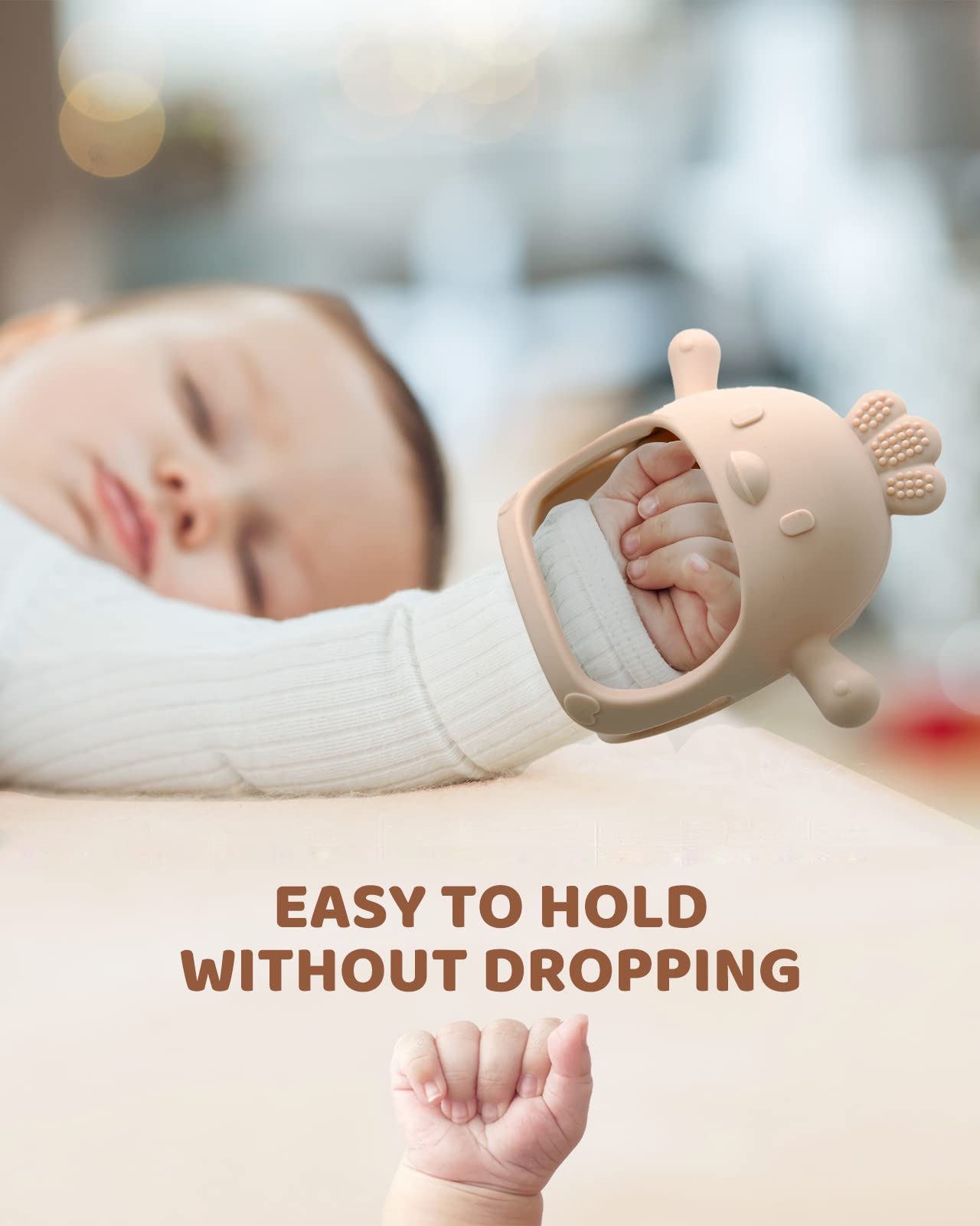ChooKaChoo teething mitten on baby’s hand demonstrates anti-drop design for worry-free use.