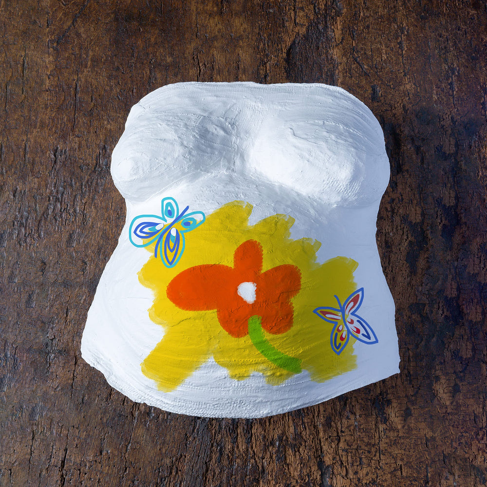 Chuckle Belly Casting Kit smooth-finish results highlight detailed curves for a lasting keepsake.