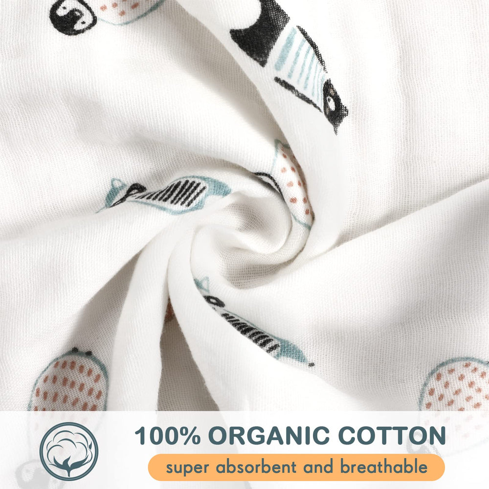 Chumia 10x10 inch burp cloth with durable stitched borders stays intact after washes.