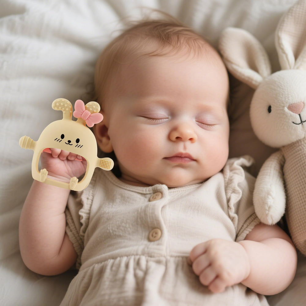 Chuya Bunny Teether Mittens vibrant colors attract babies for sensory exploration.