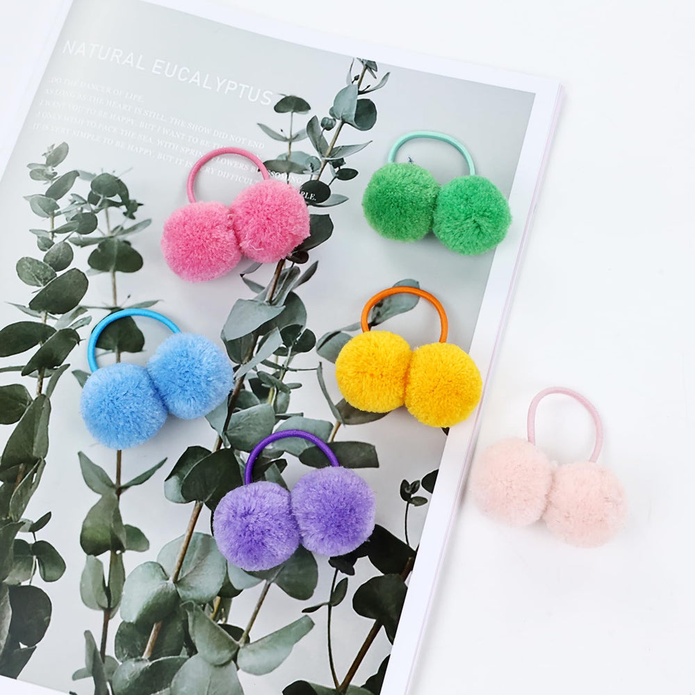 Cinaci box of 30 pieces emphasizes value for sharing or gifting.