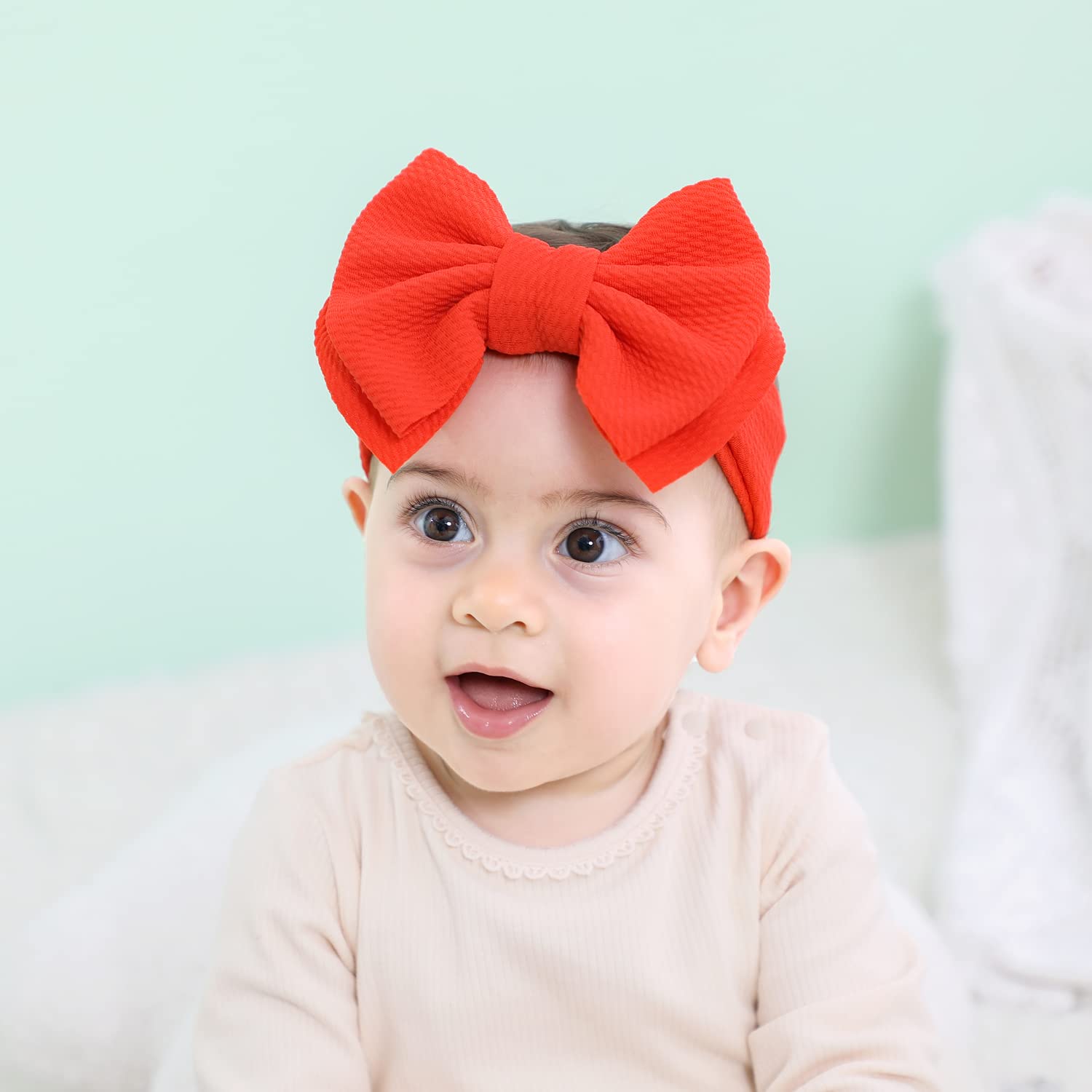 Cinaci headband ideal for party photos and daily wear, an adorable prop.