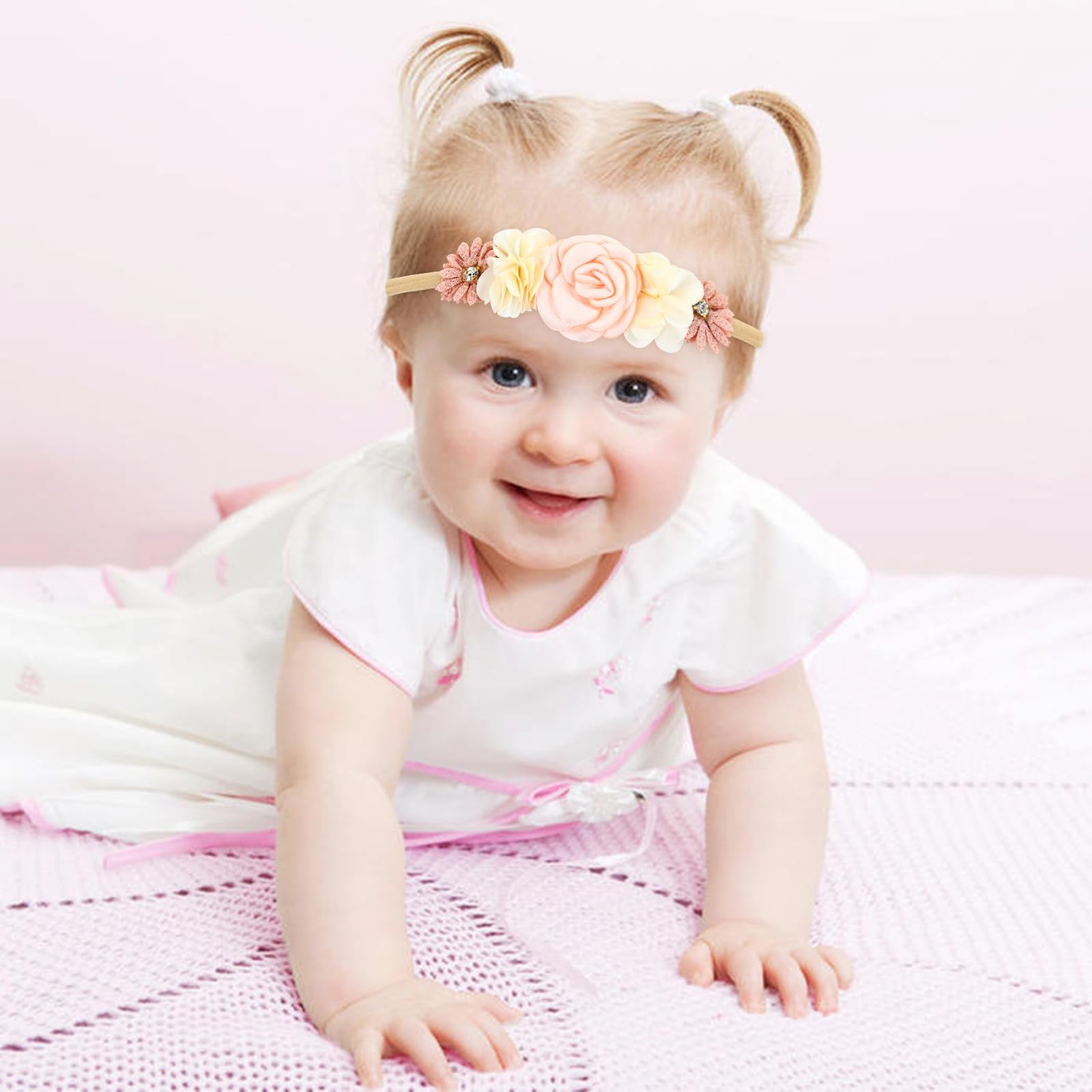 Cinaci headbands stretched to fit growing babies from 13cm to 23cm