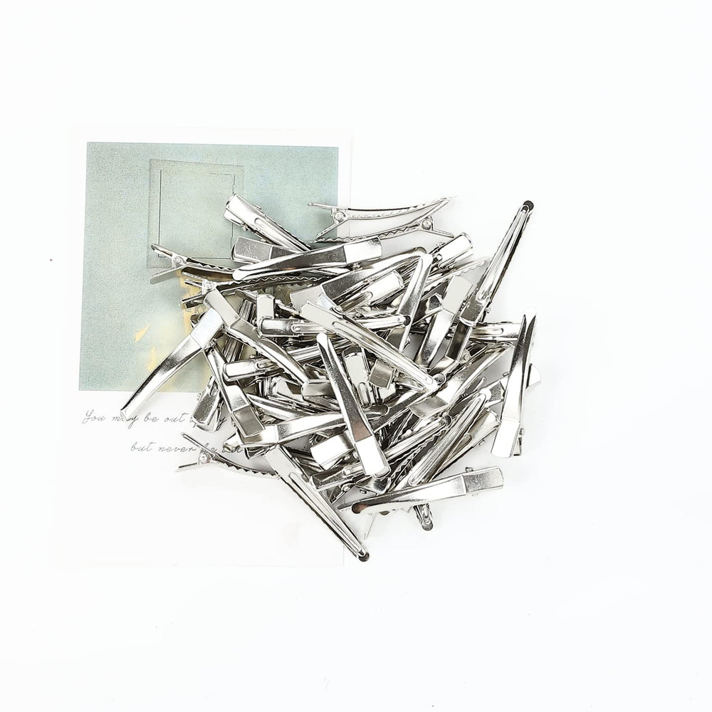 Cinaci packaging 50pcs hair clips ready for gifting or crafts.