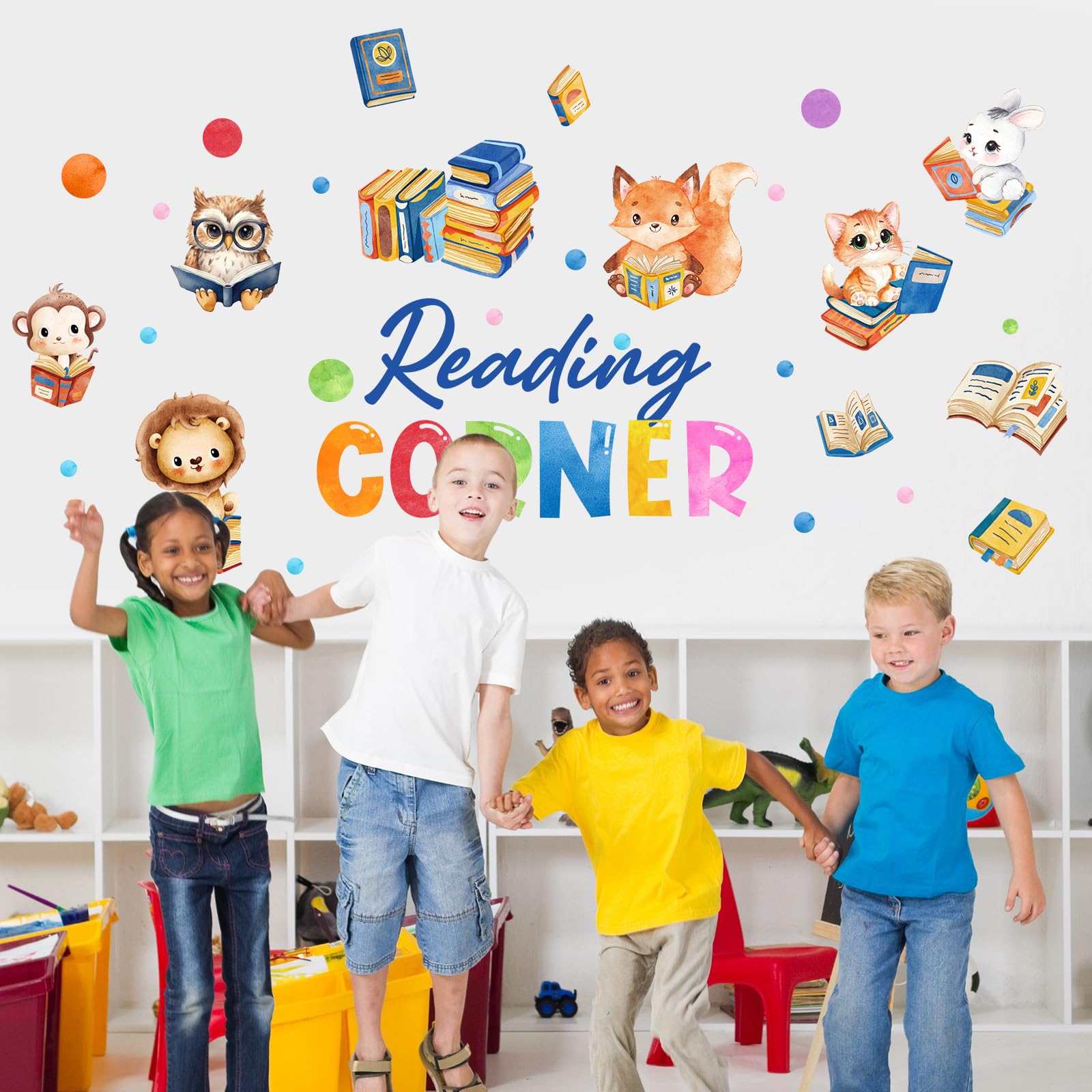 Cinrobiye Reading Corner letters decal helps define dedicated spaces for reading sessions.