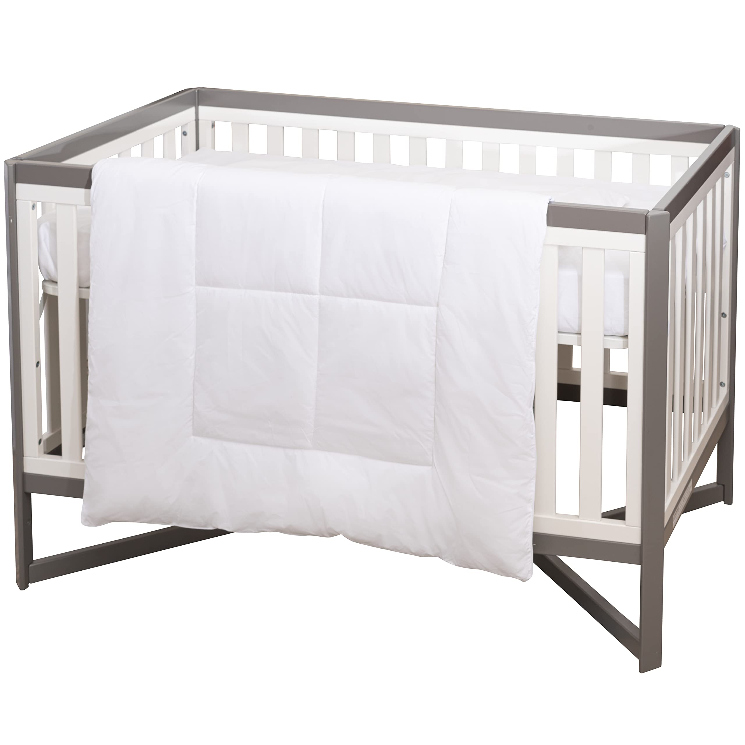 CirclesHome Warm Crib Comforter easy-wash label promises quick cold rinse for busy caregiver routines.
