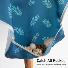 Civarua Kids front-pocket design helps prevent food spills on the table