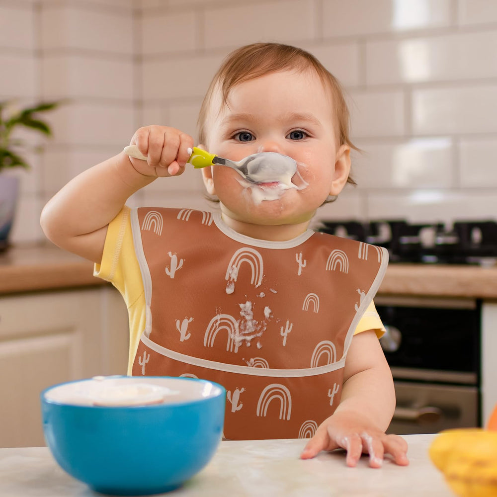 Civarua Kids bib folded for travel, lightweight and easy to pack.