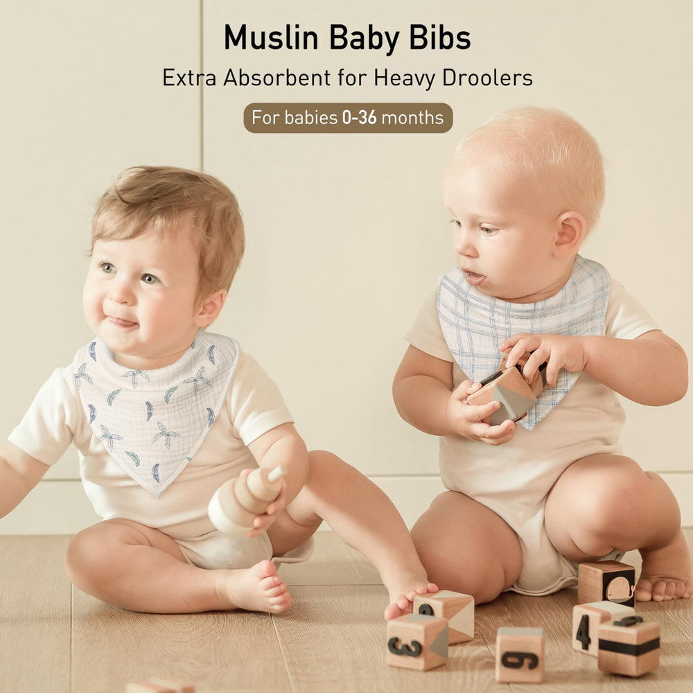 Civarua Kids bibs back view highlights durable backing for easy cleaning.