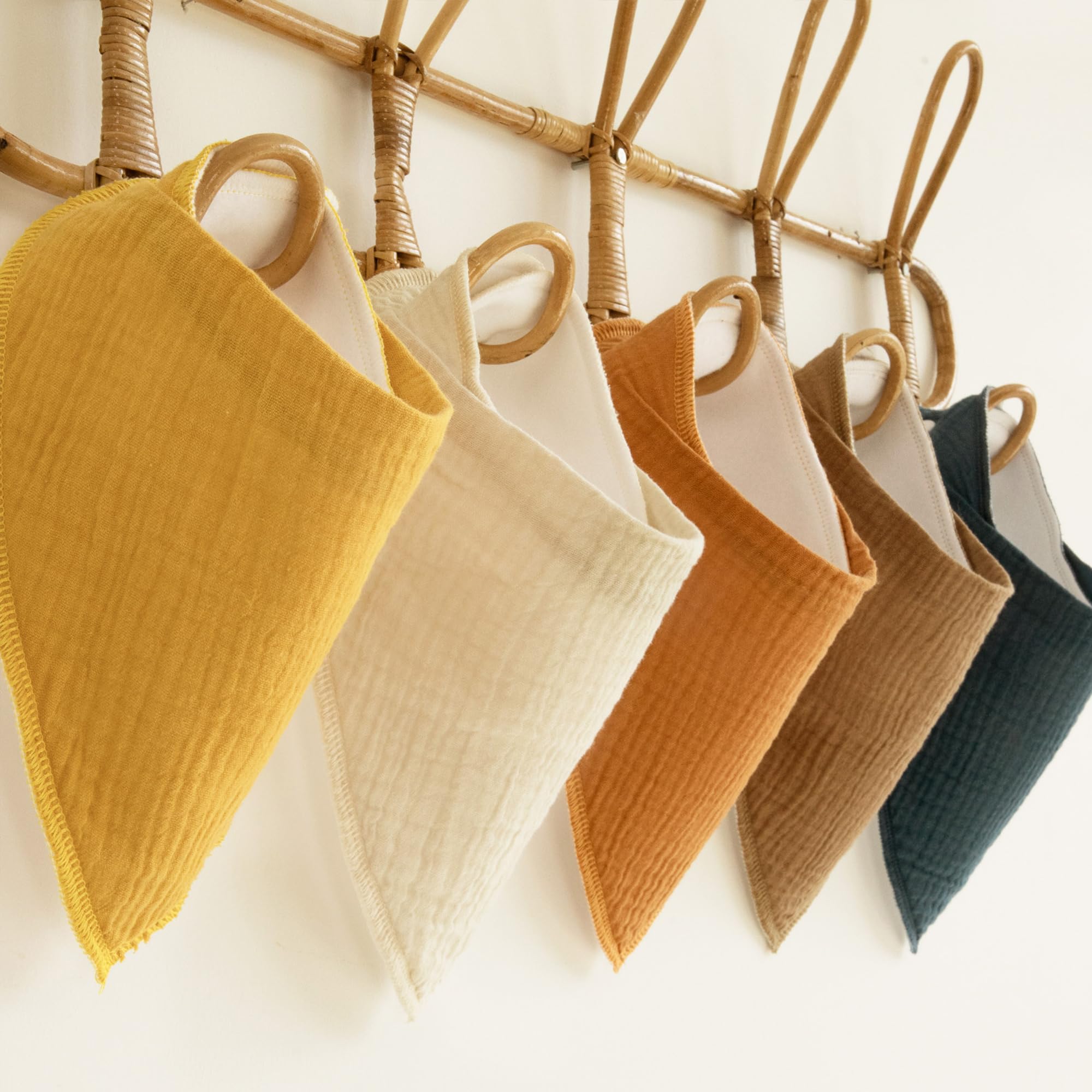 CIVARUA KIDS Muslin bibs gift-ready packaging for baby showers.