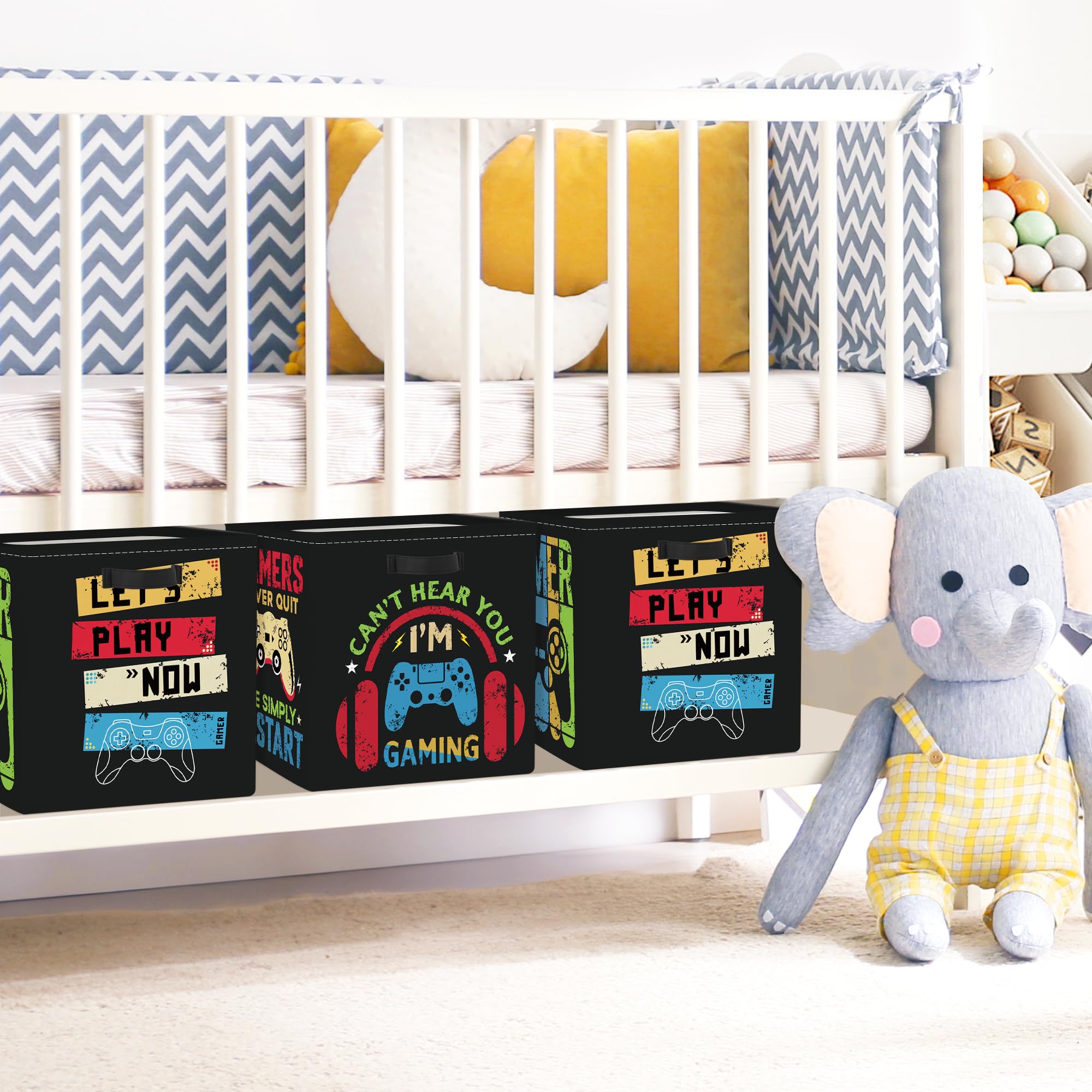Clastyle organizer features waterproof coating for easy clean-up after messy play sessions.