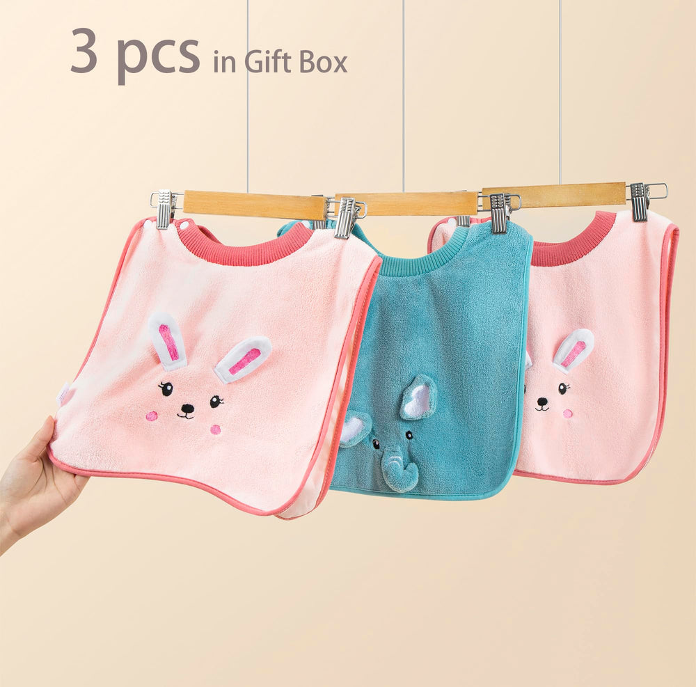clberni waterproof-absorbent material bib keeps clothes dry while feeding.