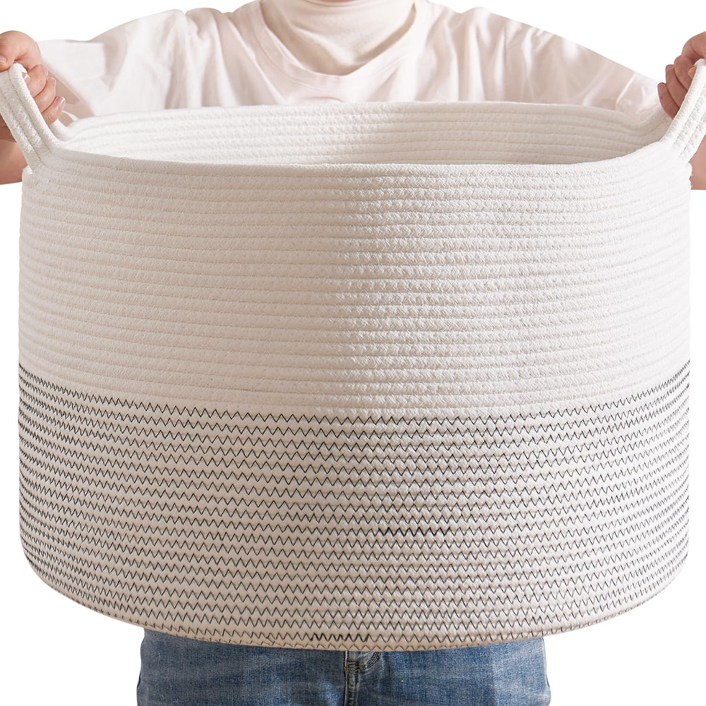 CLHMILY&Z large storage basket with a blanket focus for easy living-room organization and quick access.