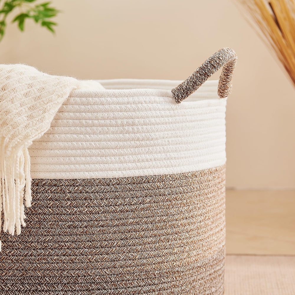 Breathable cotton weave helps keep items fresh while looking stylish.
