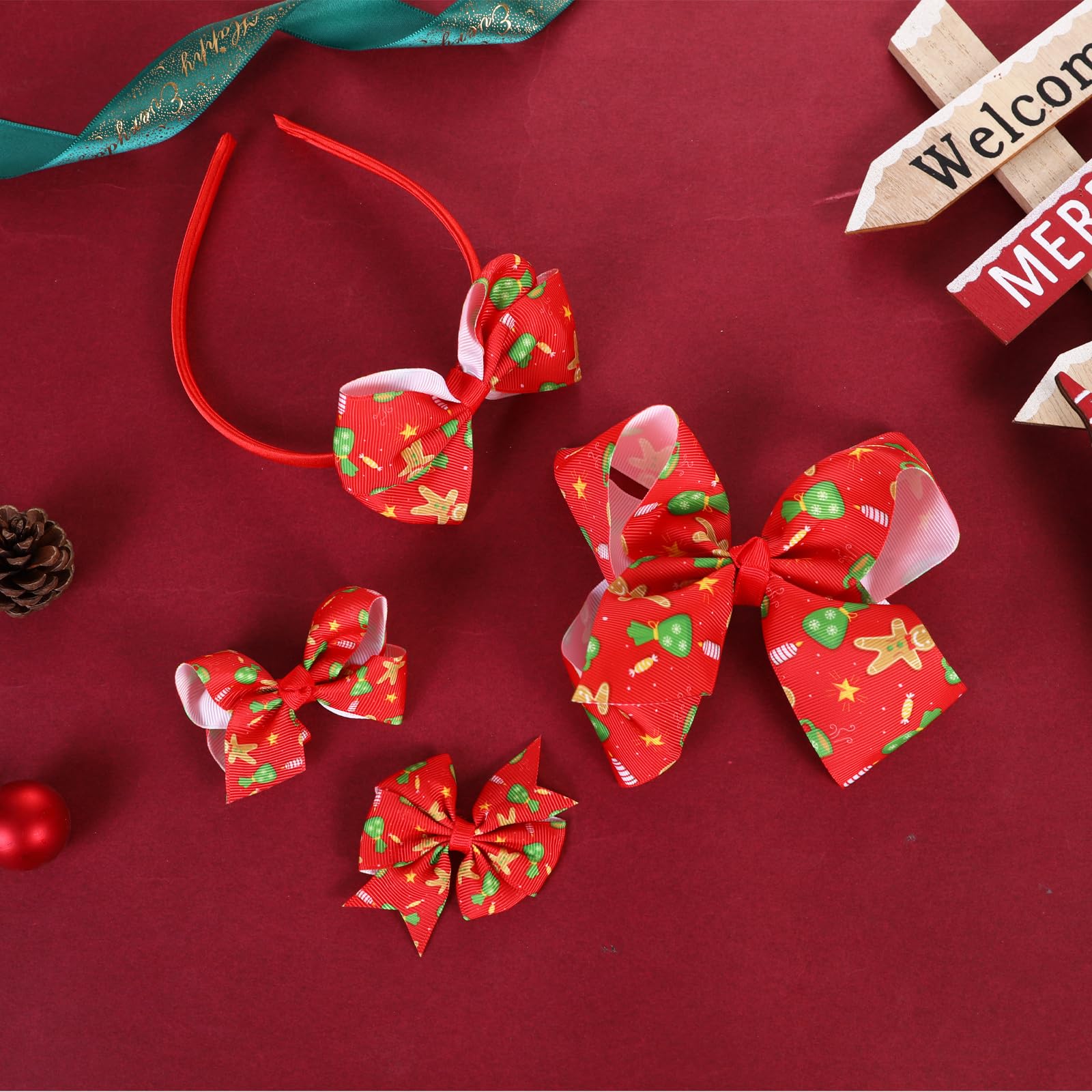Clipband Christmas bow set packaging image, gift-ready styling for stocking stuffers.