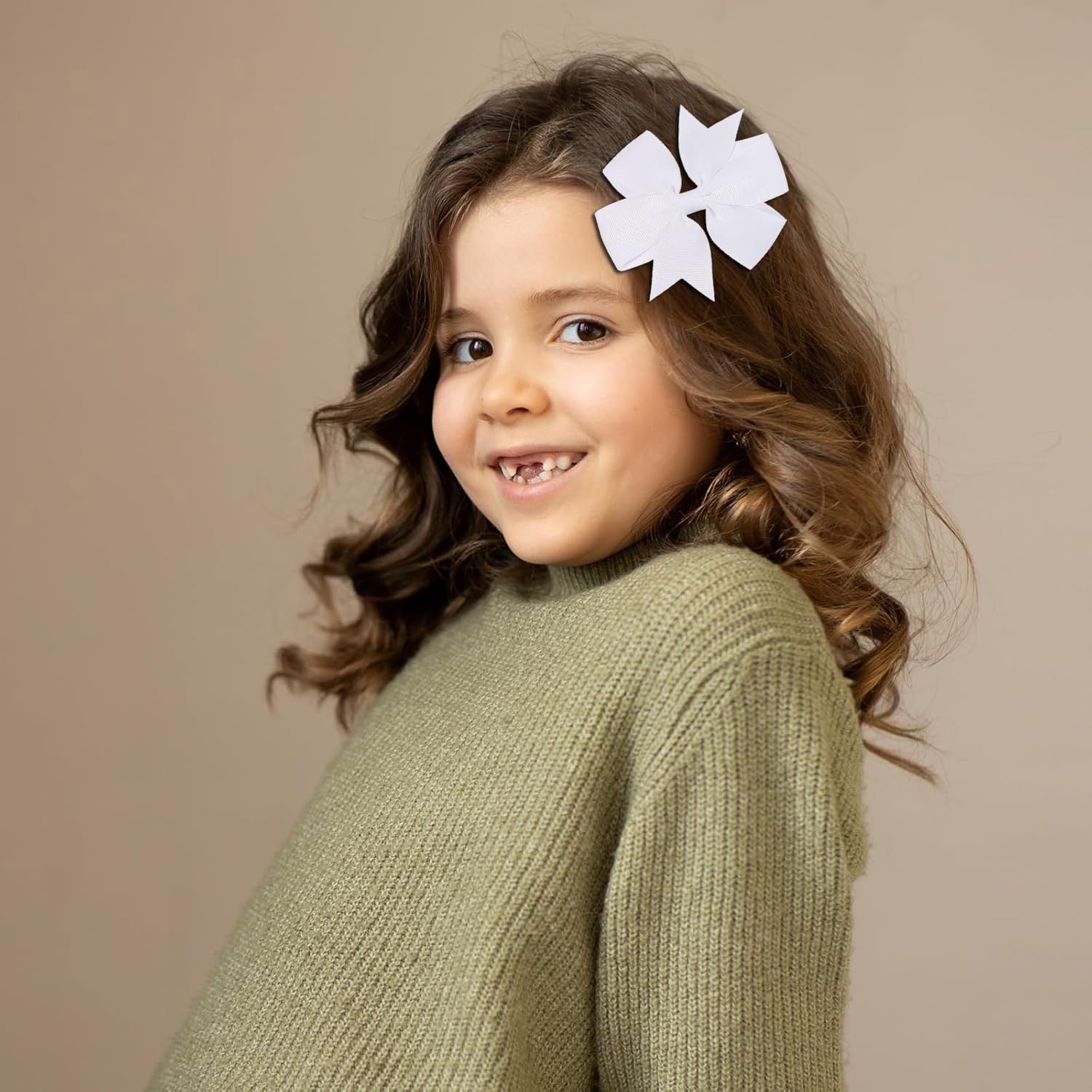 Clipband fully lined baby bows close-up showing durable stitching and comfortable wear