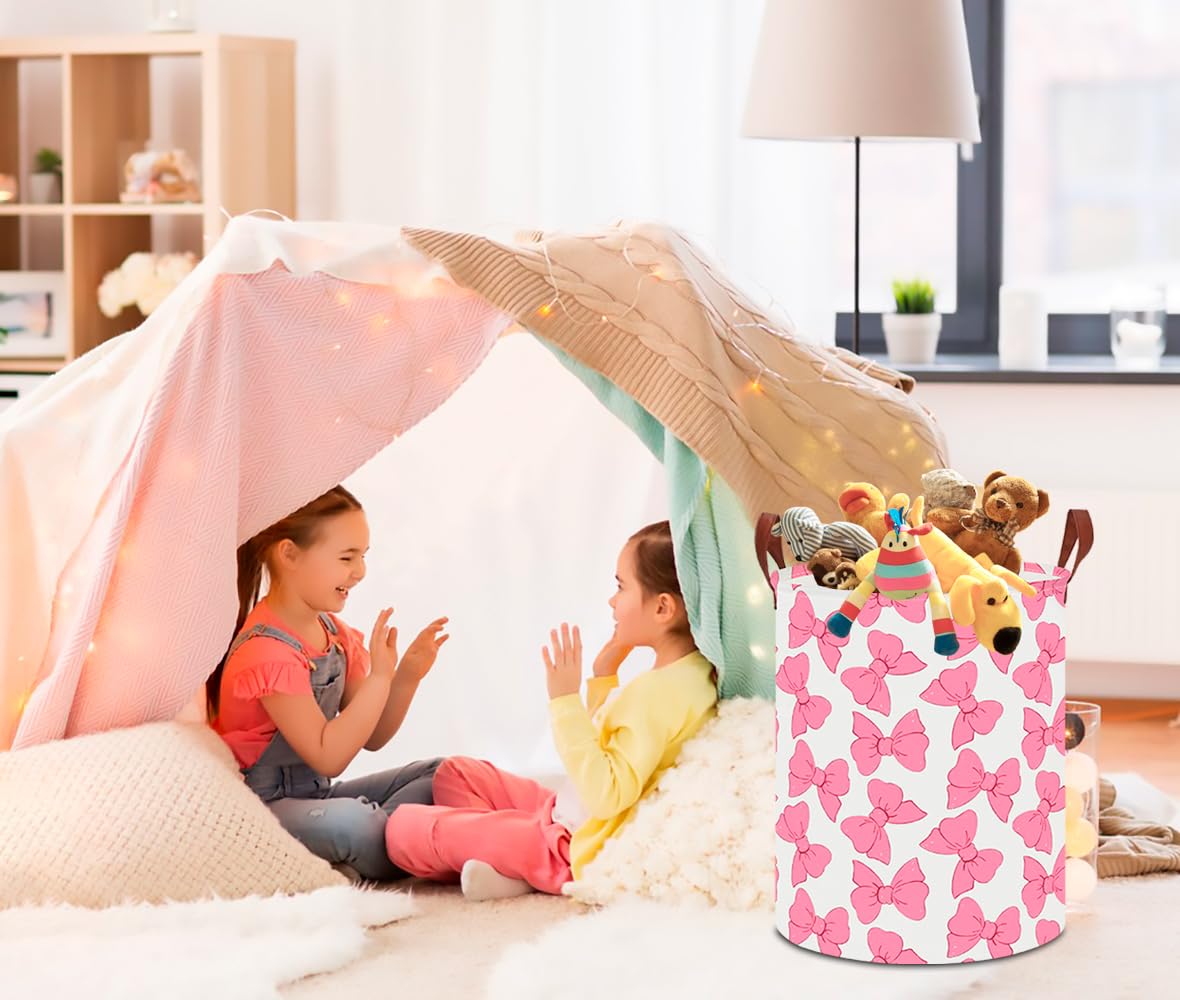CLOCOR laundry basket in a child’s room as decor and organizing solution