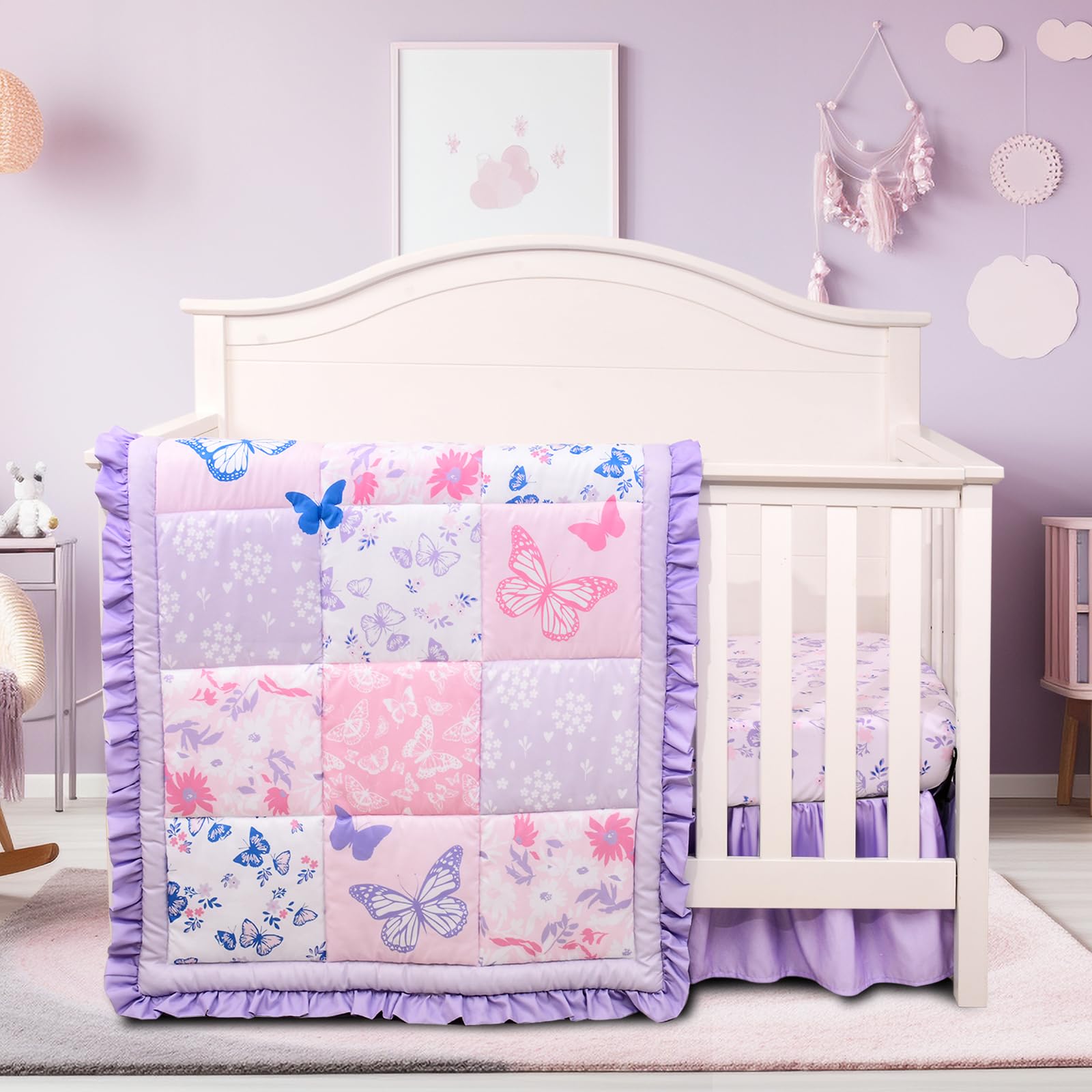 Cloele baby crib bedding comforter with floral butterfly pattern for cozy nights.