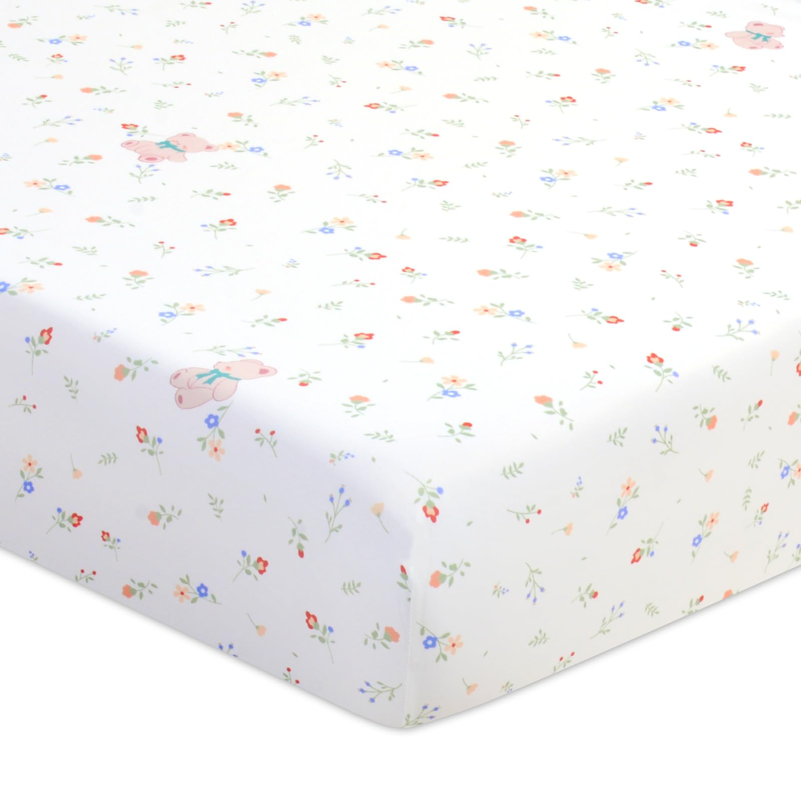 Cloele Foral Bear crib sheet in soft cotton for cozy, breathable sleep.
