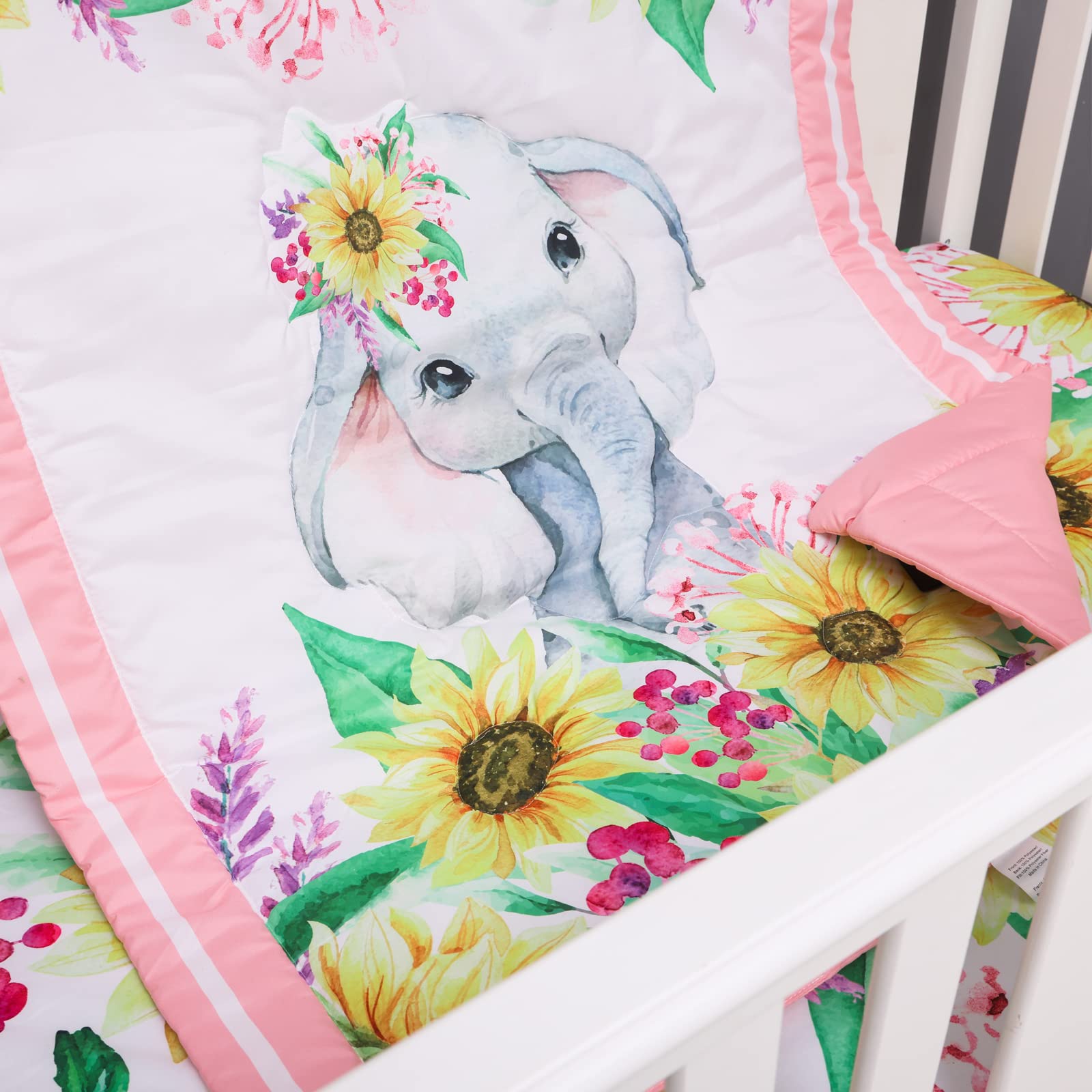 Cloele soft-polyester closeup shows lightweight, breathable fabric for baby comfort.