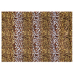 Closockey Leopard1 baby blanket in stroller provides gentle warmth on outings