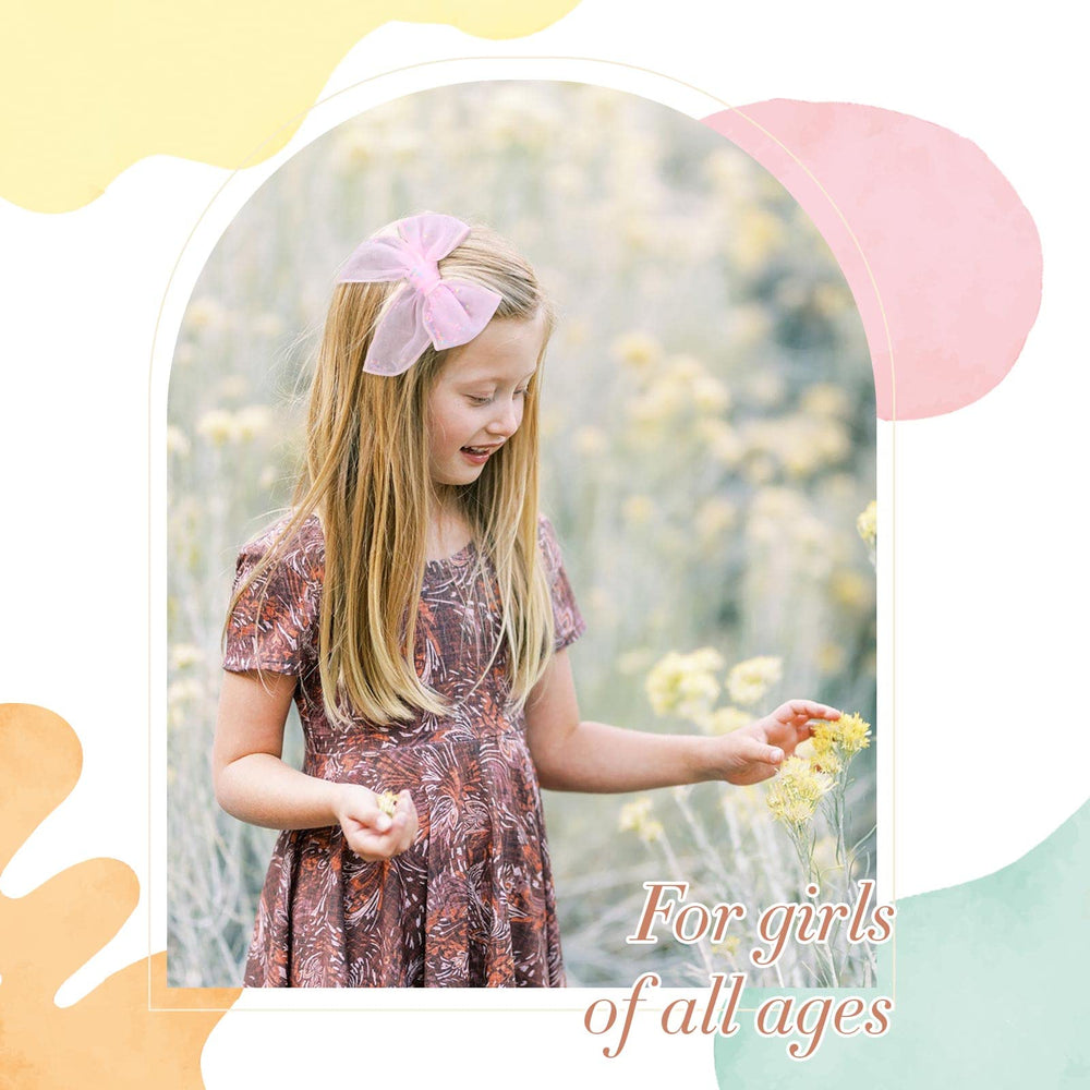 CN bows gift-ready packaging for easy gifting of colorful shaker clips