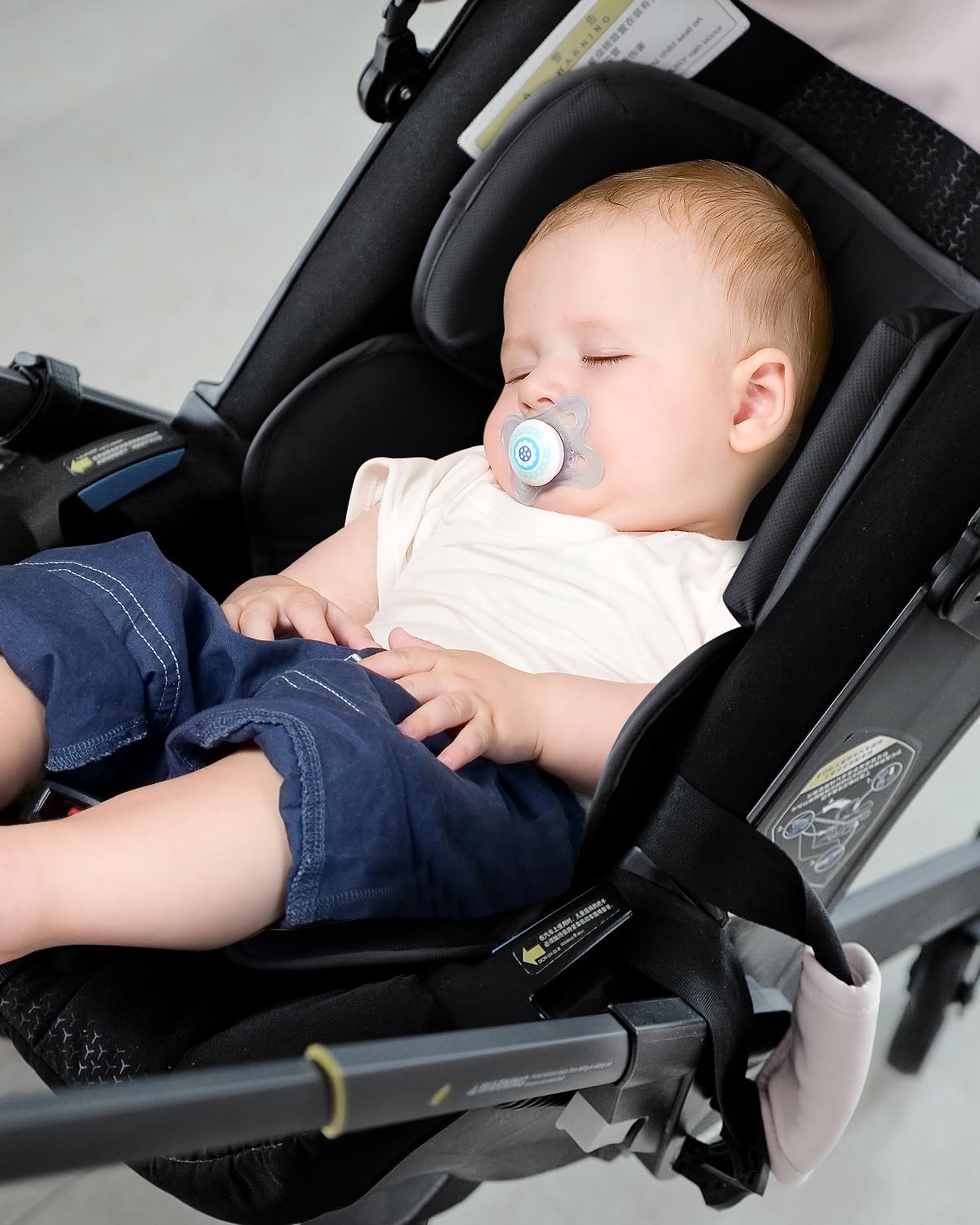 CoiiJoii ergonomic design supports natural posture for safer seating during drives.