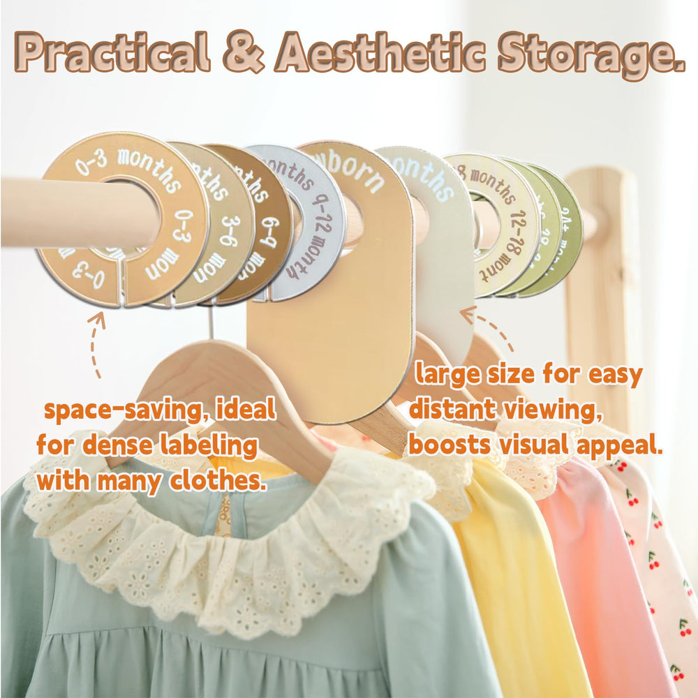 COLAYERIST color-coded labels help parents locate outfits faster.