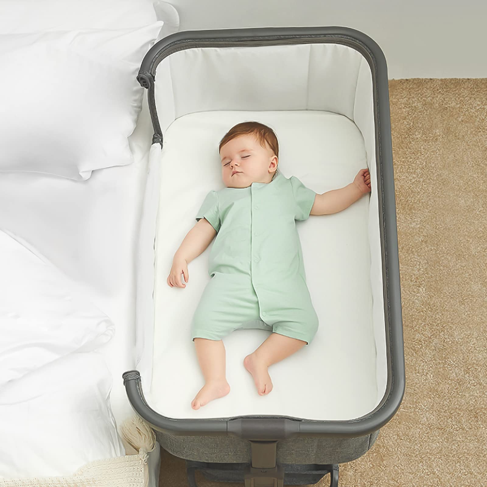 Coldwind compatibility with various bassinets ensures versatile bedside setup.