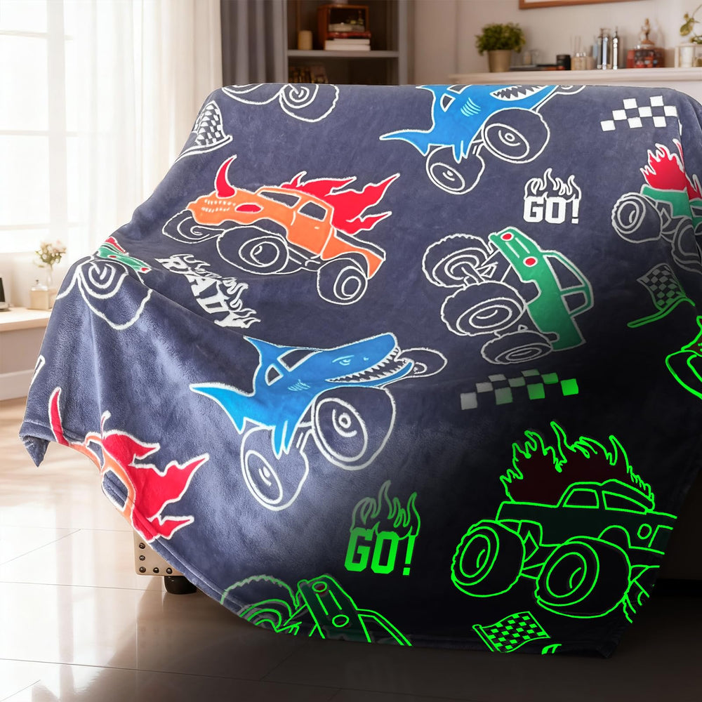 COMFAR Truck Blanket glowing in the dark after light exposure for kids