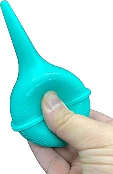 Comfort Axis ribbed bulb grip closeup highlights secure handling.