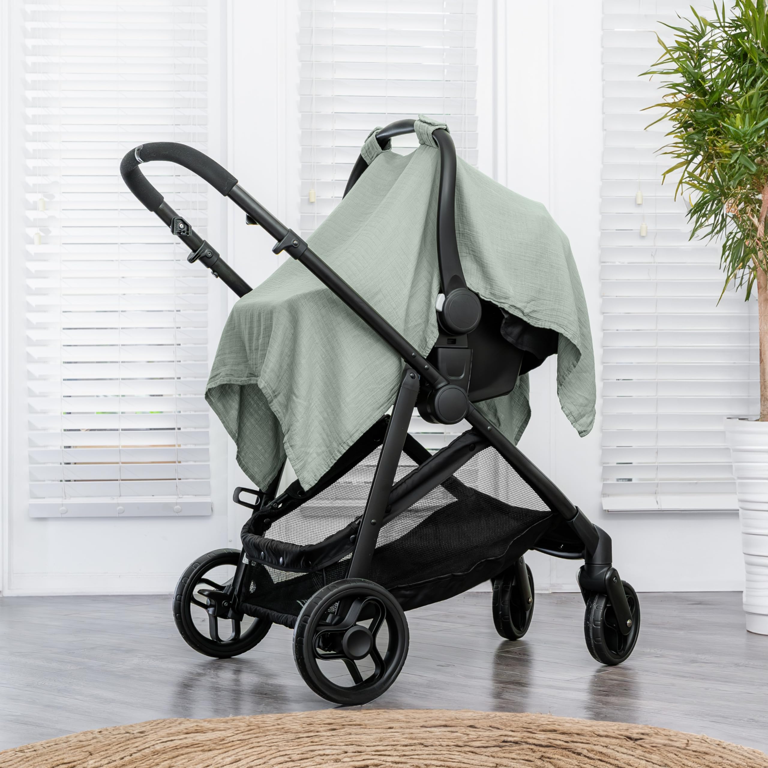 Comfy Cubs cover with secure snap closure ensures snug fit and car-seat protection.