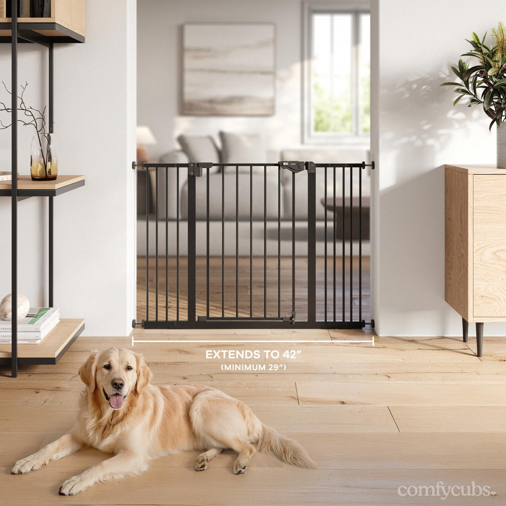 Comfy Cubs baby safety gate steel-frame – durable construction for daily family use.