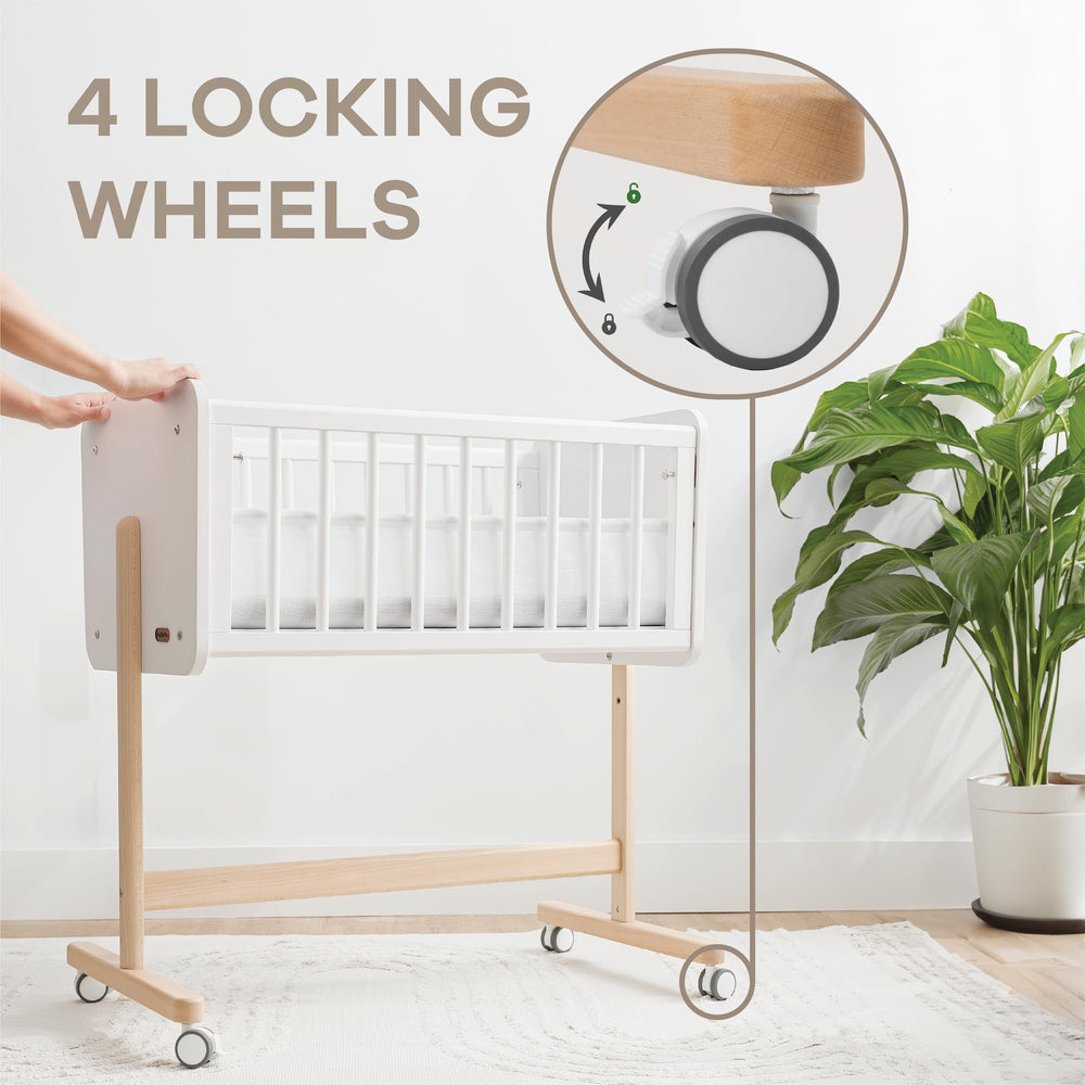 Comfy Cubs bassinet height adjustment aligns with your bed for convenient feeds.