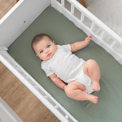 Comfy Cubs bassinet on wheels enables easy room-to-room monitoring.
