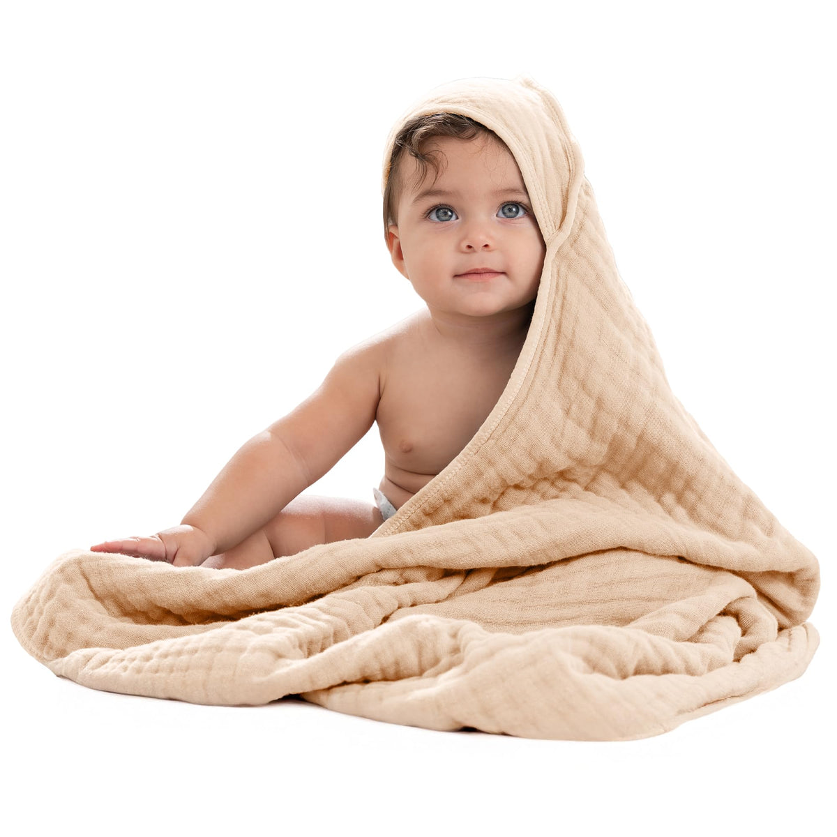 Comfy Cubs hooded towel close-up shows thick 6-layer muslin for durability.
