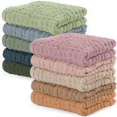 Comfy Cubs muslin washcloths six-layer close-up shows ultra-soft fabric for gentle baby baths.