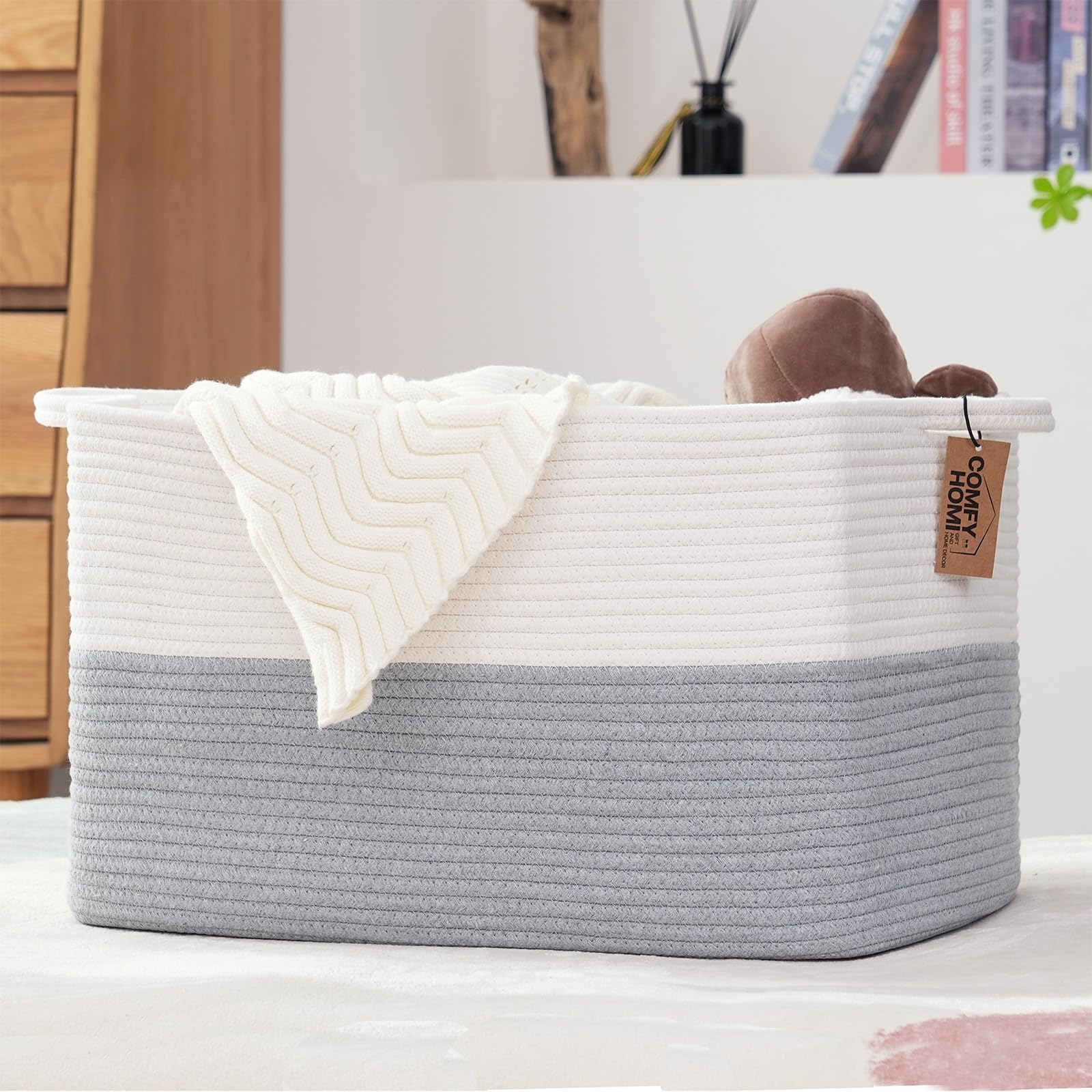 COMFY-HOMI rectangular basket with reinforced handles for easy carrying.
