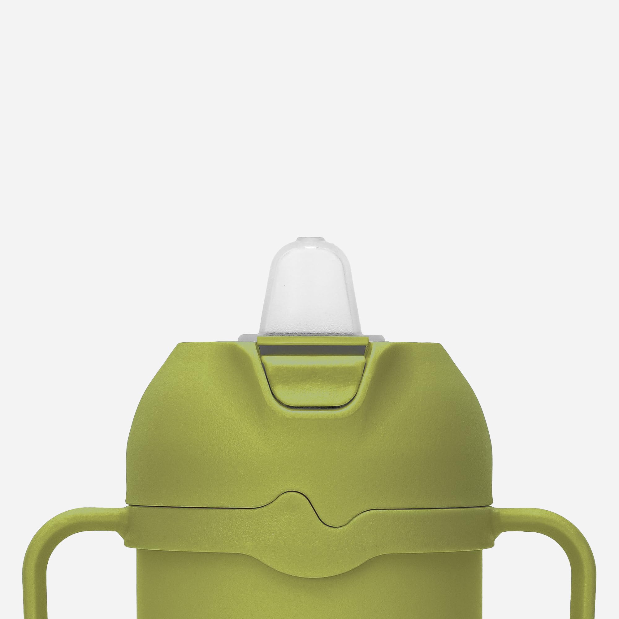 Comotomo Toddler Tumbler 8oz leak-proof design supports travel hydration