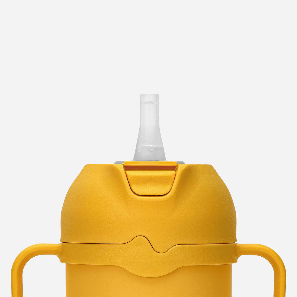 Comotomo Toddler Tumbler 8oz yellow close-up of spout and straw for versatile sipping