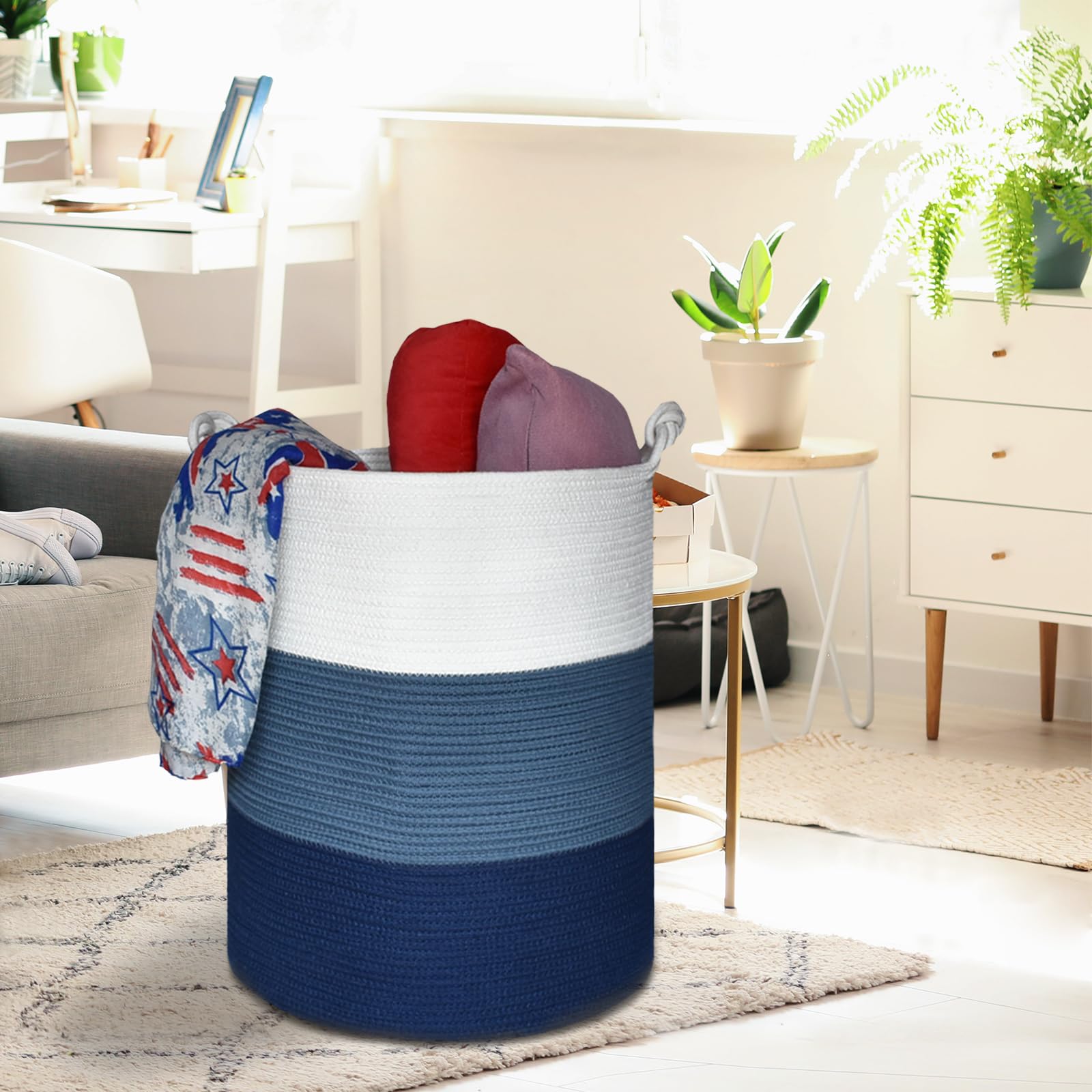 COMSE laundry hamper foldable design avoids bulk during move.